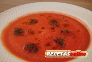 Sopa fría de tomate y sandía - Recetas de cocina RECETASonline